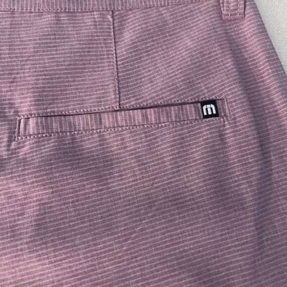 NWOT Men's Travis Mathew Short - Picture 3 of 3
